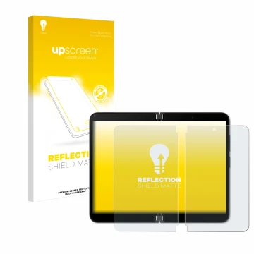 Parte frontal de un envase de producto con el logotipo de la marca upscreen. Al lado se muestra el dispositivo Microsoft Surfa