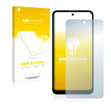 Parte frontal de un envase de producto con el logotipo de la marca upscreen. Al lado se muestra el dispositivo Motorola Moto E