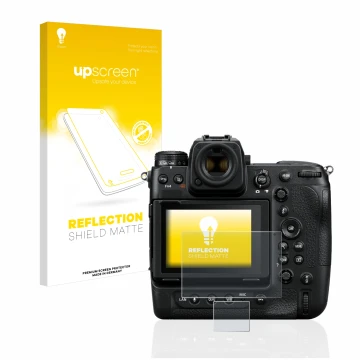 Parte frontal de un envase de producto con el logotipo de la marca upscreen. Al lado se muestra el dispositivo Nikon Z 9 (Pant