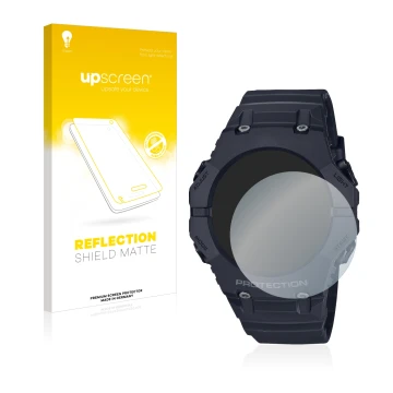 Parte frontal de un envase de producto con el logotipo de la marca upscreen. Al lado se muestra el dispositivo Casio G-Shock G