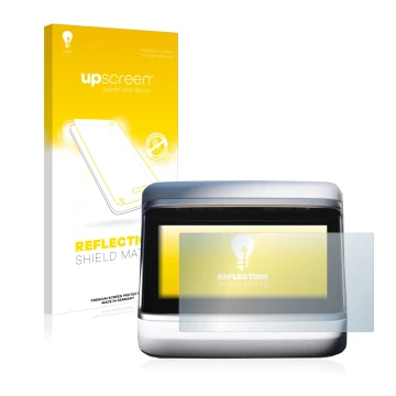 Parte frontal de un envase de producto con el logotipo de la marca upscreen. Al lado se muestra el dispositivo Tesla Model S P