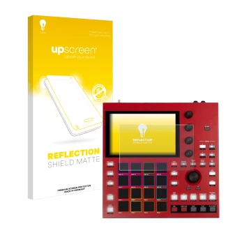 Parte frontal de un envase de producto con el logotipo de la marca upscreen. Al lado se muestra el dispositivo Akai MPC One+ c