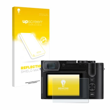 Parte frontal de un envase de producto con el logotipo de la marca upscreen. Al lado se muestra el dispositivo Leica Q3 43 con