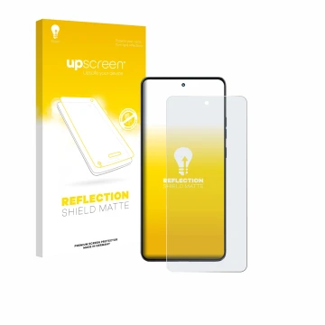 Parte frontal de un envase de producto con el logotipo de la marca upscreen. Al lado se muestra el dispositivo Motorola Moto G