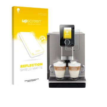 Parte frontal de un envase de producto con el logotipo de la marca upscreen. Al lado se muestra el dispositivo Nivona NICR 930