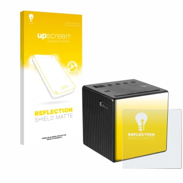 Parte frontal de un envase de producto con el logotipo de la marca upscreen. Al lado se muestra el dispositivo Sony ICF-C1 con