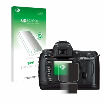 Parte frontal de un envase de producto con el logotipo de la marca upscreen. Al lado se muestra el dispositivo Nikon D70 con s