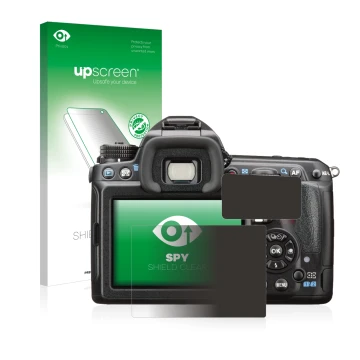 Parte frontal de un envase de producto con el logotipo de la marca upscreen. Al lado se muestra el dispositivo Pentax K-3 II c
