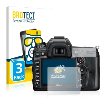 Parte frontal de un envase de producto con el logotipo de la marca BROTECT. Al lado se muestra el dispositivo Nikon D7000 con 