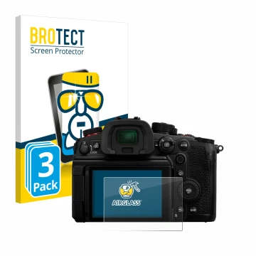 Parte frontal de un envase de producto con el logotipo de la marca BROTECT. Al lado se muestra el dispositivo Panasonic Lumix 