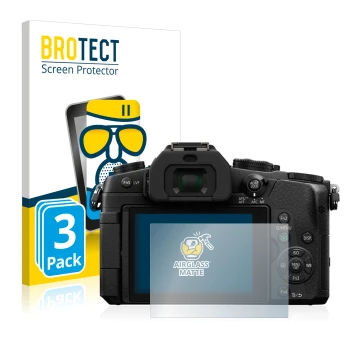 Parte frontal de un envase de producto con el logotipo de la marca BROTECT. Al lado se muestra el dispositivo Panasonic Lumix 
