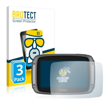 Parte frontal de un envase de producto con el logotipo de la marca BROTECT. Al lado se muestra el dispositivo TomTom Rider 50 