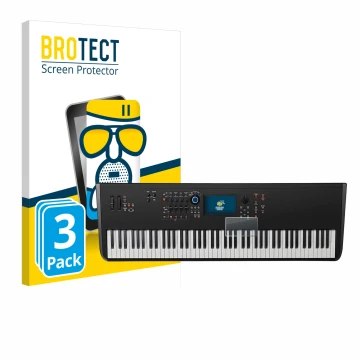 Parte frontal de un envase de producto con el logotipo de la marca BROTECT. Al lado se muestra el dispositivo Yamaha MODX8+ co