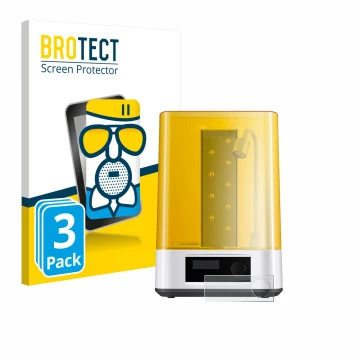 Parte frontal de un envase de producto con el logotipo de la marca BROTECT. Al lado se muestra el dispositivo Anycubic Wash & 