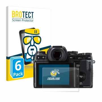 Parte frontal de un envase de producto con el logotipo de la marca BROTECT. Al lado se muestra el dispositivo Fujifilm X-T1 co