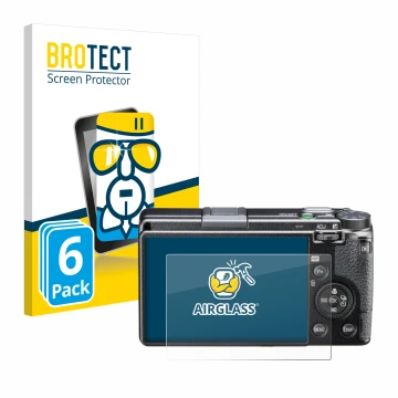 Parte frontal de un envase de producto con el logotipo de la marca BROTECT. Al lado se muestra el dispositivo Ricoh GR III HDF