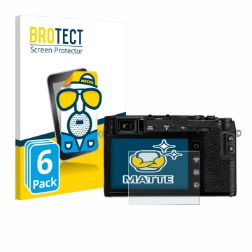 Parte frontal de un envase de producto con el logotipo de la marca BROTECT. Al lado se muestra el dispositivo Fujifilm X-E3 co
