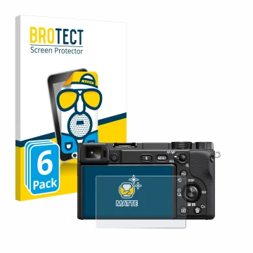Parte frontal de un envase de producto con el logotipo de la marca BROTECT. Al lado se muestra el dispositivo Sony Alpha 6100A