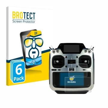 Parte frontal de un envase de producto con el logotipo de la marca BROTECT. Al lado se muestra el dispositivo Futaba T26SZ con