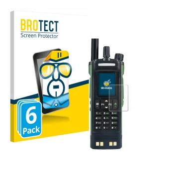 Parte frontal de un envase de producto con el logotipo de la marca BROTECT. Al lado se muestra el dispositivo Baofeng DM-32 co