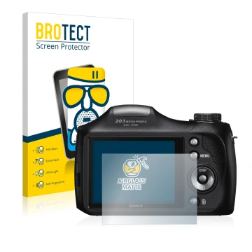 Parte frontal de un envase de producto con el logotipo de la marca BROTECT. Al lado se muestra el dispositivo Sony Cyber-Shot 