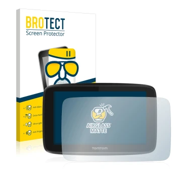 Parte frontal de un envase de producto con el logotipo de la marca BROTECT. Al lado se muestra el dispositivo TomTom GO 5200 c