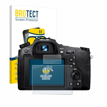 Parte frontal de un envase de producto con el logotipo de la marca BROTECT. Al lado se muestra el dispositivo Sony Cyber-Shot 