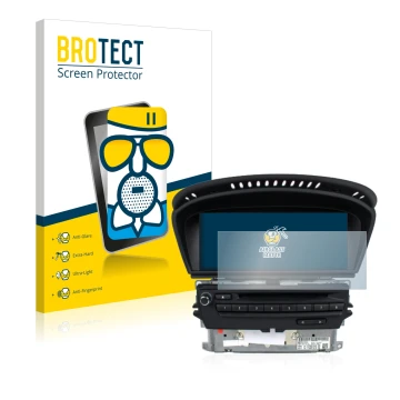 Parte frontal de un envase de producto con el logotipo de la marca BROTECT. Al lado se muestra el dispositivo BMW 3 E93 2011 C