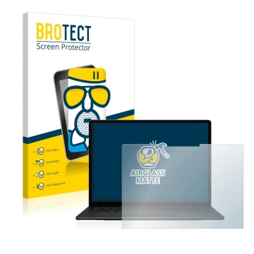 Parte frontal de un envase de producto con el logotipo de la marca BROTECT. Al lado se muestra el dispositivo Microsoft Surfac