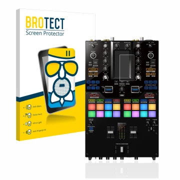 Parte frontal de un envase de producto con el logotipo de la marca BROTECT. Al lado se muestra el dispositivo Pioneer DJM-S11 