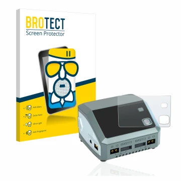 Parte frontal de un envase de producto con el logotipo de la marca BROTECT. Al lado se muestra el dispositivo SkyRc D200 neo c