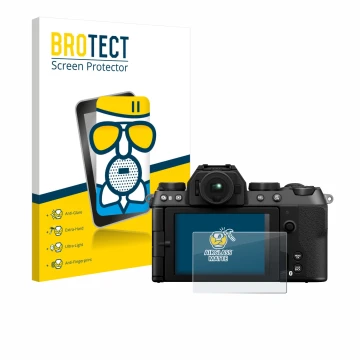 Parte frontal de un envase de producto con el logotipo de la marca BROTECT. Al lado se muestra el dispositivo Fujifilm X-S20 c