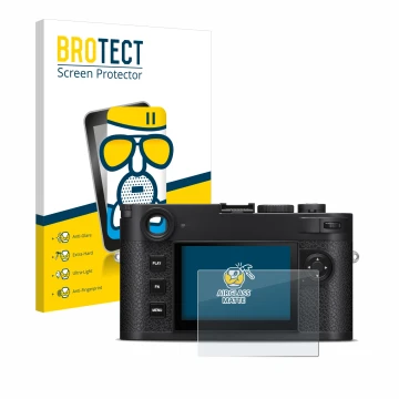 Parte frontal de un envase de producto con el logotipo de la marca BROTECT. Al lado se muestra el dispositivo Leica M11-P con 