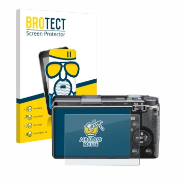 Parte frontal de un envase de producto con el logotipo de la marca BROTECT. Al lado se muestra el dispositivo Ricoh GR IIIx HD