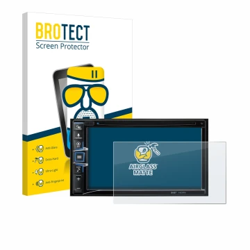 Parte frontal de un envase de producto con el logotipo de la marca BROTECT. Al lado se muestra el dispositivo Alpine INE-W611D