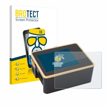 Parte frontal de un envase de producto con el logotipo de la marca BROTECT. Al lado se muestra el dispositivo Junsi iCharger X