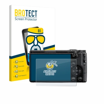Parte frontal de un envase de producto con el logotipo de la marca BROTECT. Al lado se muestra el dispositivo Ricoh GR IV HDF 