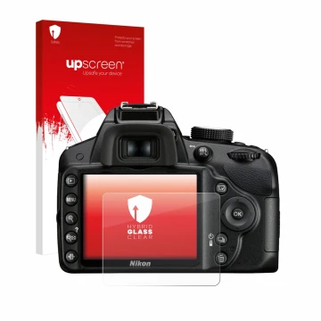 Parte frontal de un envase de producto con el logotipo de la marca upscreen. Al lado se muestra el dispositivo Nikon D3200 con