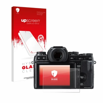 Parte frontal de un envase de producto con el logotipo de la marca upscreen. Al lado se muestra el dispositivo Fujifilm X-T1 c