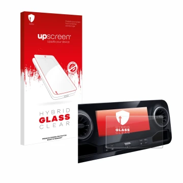 Parte frontal de un envase de producto con el logotipo de la marca upscreen. Al lado se muestra el dispositivo Mercedes-Benz S