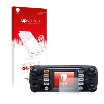 Parte frontal de un envase de producto con el logotipo de la marca upscreen. Al lado se muestra el dispositivo Yaesu FTM-300DE