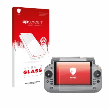 Parte frontal de un envase de producto con el logotipo de la marca upscreen. Al lado se muestra el dispositivo DJI RC Plus 2 c