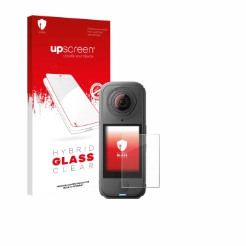 Parte frontal de un envase de producto con el logotipo de la marca upscreen. Al lado se muestra el dispositivo Insta360 X4 Air