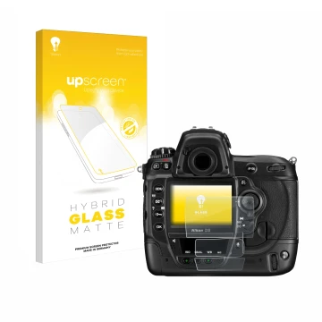 Parte frontal de un envase de producto con el logotipo de la marca upscreen. Al lado se muestra el dispositivo Nikon D3 con su