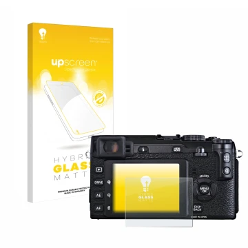 Parte frontal de un envase de producto con el logotipo de la marca upscreen. Al lado se muestra el dispositivo Fujifilm X-E1 c