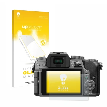 Parte frontal de un envase de producto con el logotipo de la marca upscreen. Al lado se muestra el dispositivo Panasonic Lumix