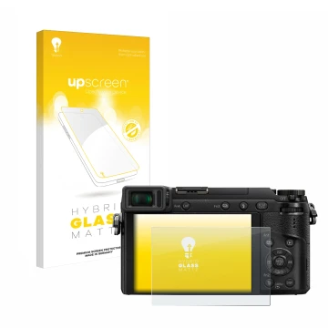 Parte frontal de un envase de producto con el logotipo de la marca upscreen. Al lado se muestra el dispositivo Panasonic Lumix