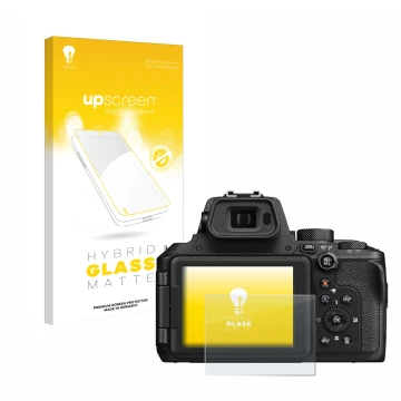 Parte frontal de un envase de producto con el logotipo de la marca upscreen. Al lado se muestra el dispositivo Nikon Coolpix P