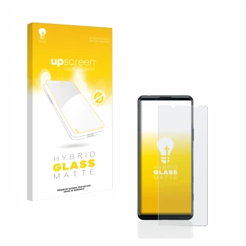 Parte frontal de un envase de producto con el logotipo de la marca upscreen. Al lado se muestra el dispositivo Sony Xperia 5 I