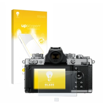 Parte frontal de un envase de producto con el logotipo de la marca upscreen. Al lado se muestra el dispositivo Nikon Z fc con 